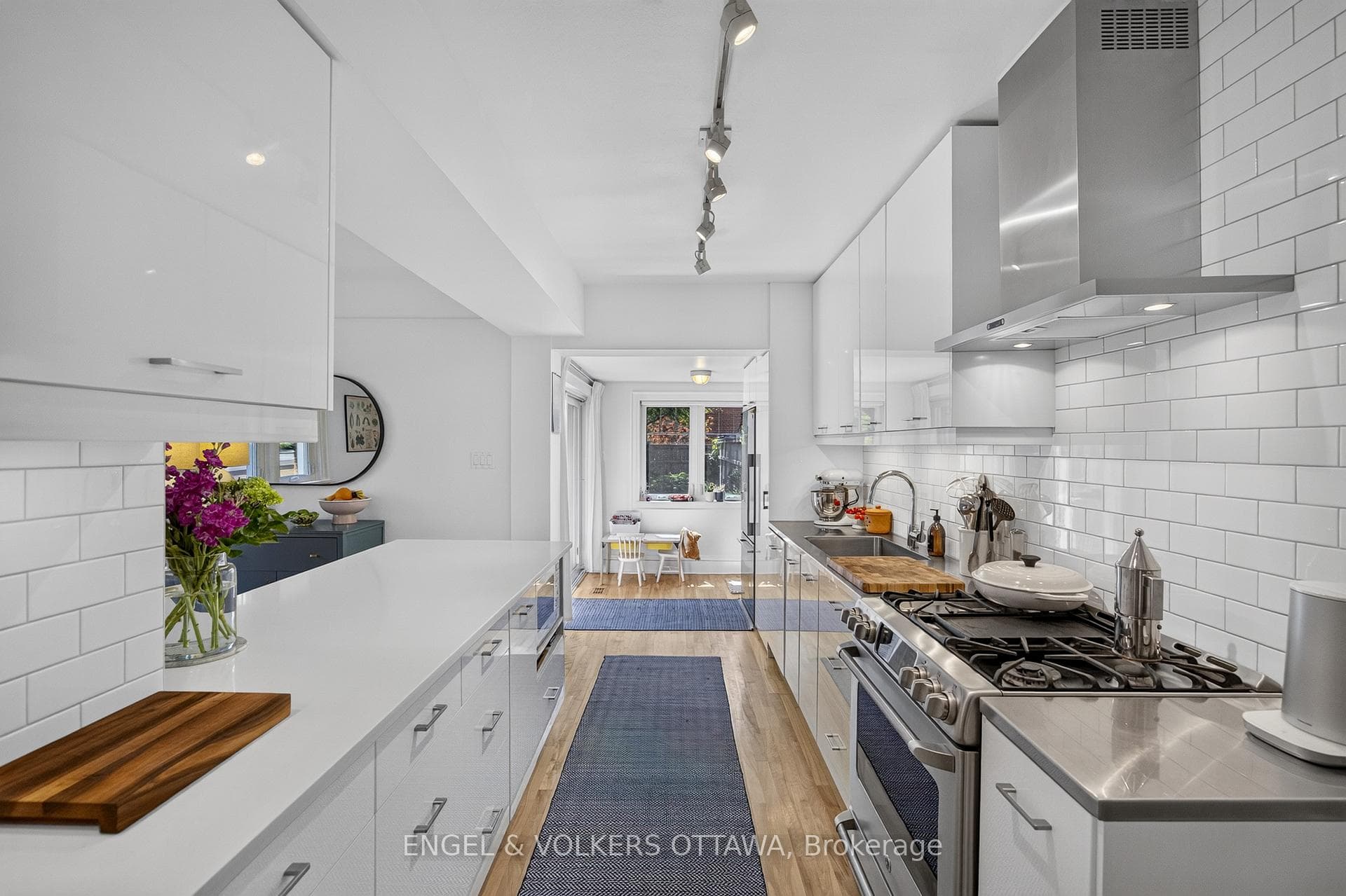 174 Hickory Street photo 20