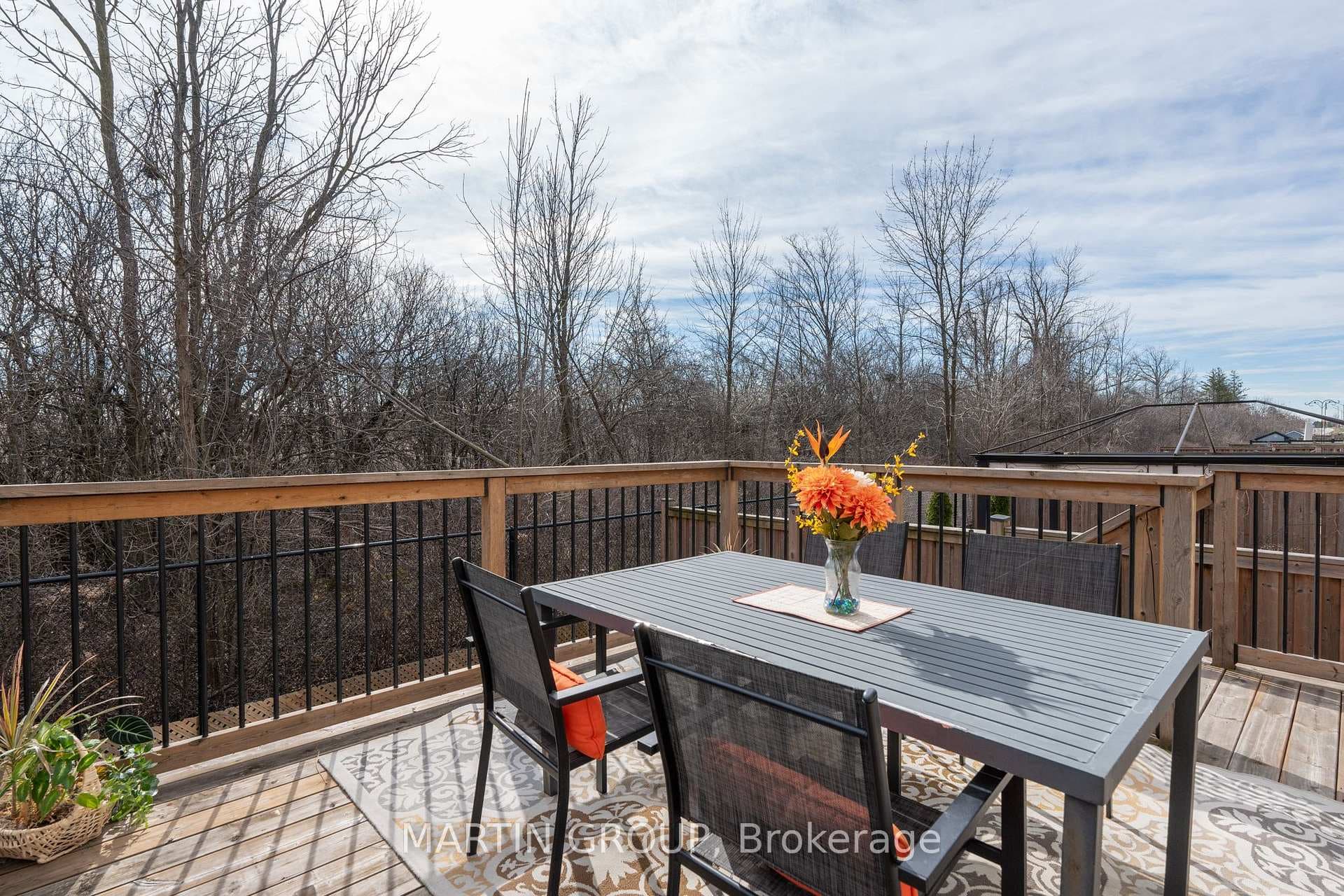 152 Echovalley Drive photo 35