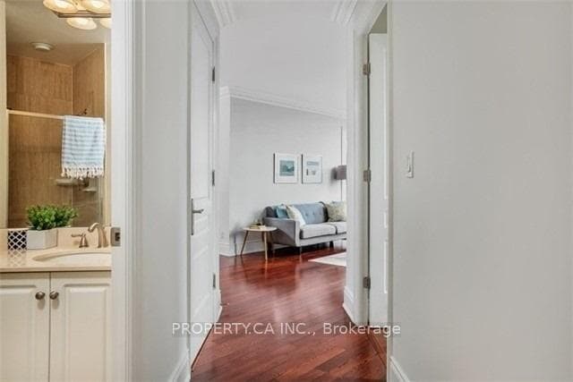 10 Bellair Street Unit 1703 photo 9
