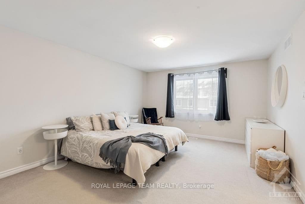 807 MIIKANA Road photo 13