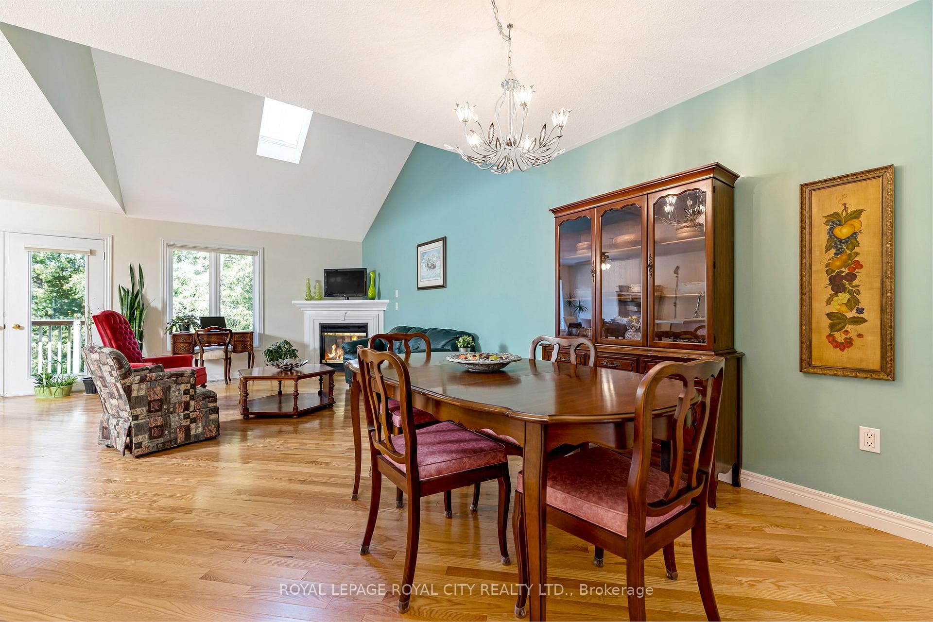 157 Riverwalk Place photo 6