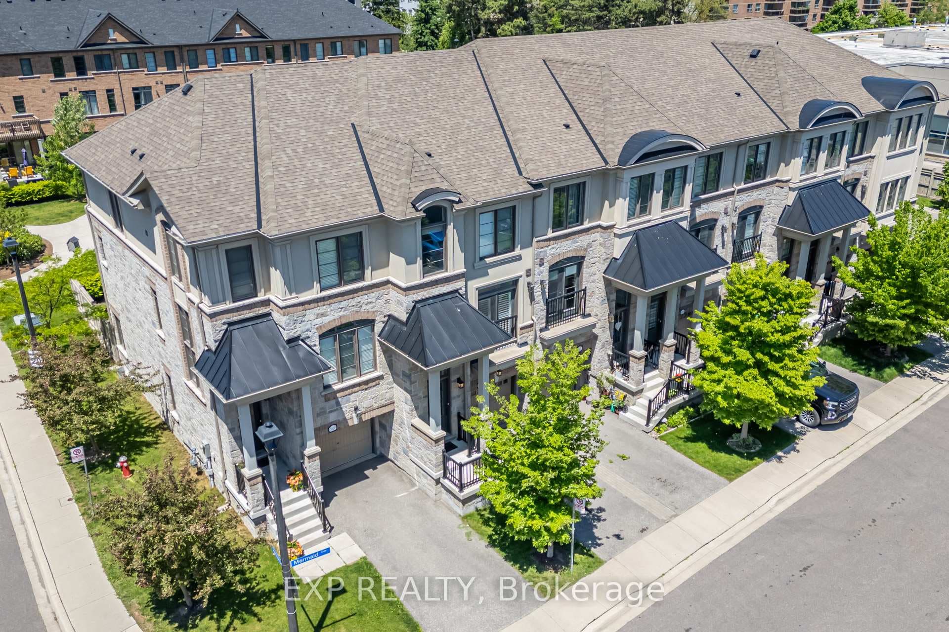 551 Mermaid Crescent photo 37