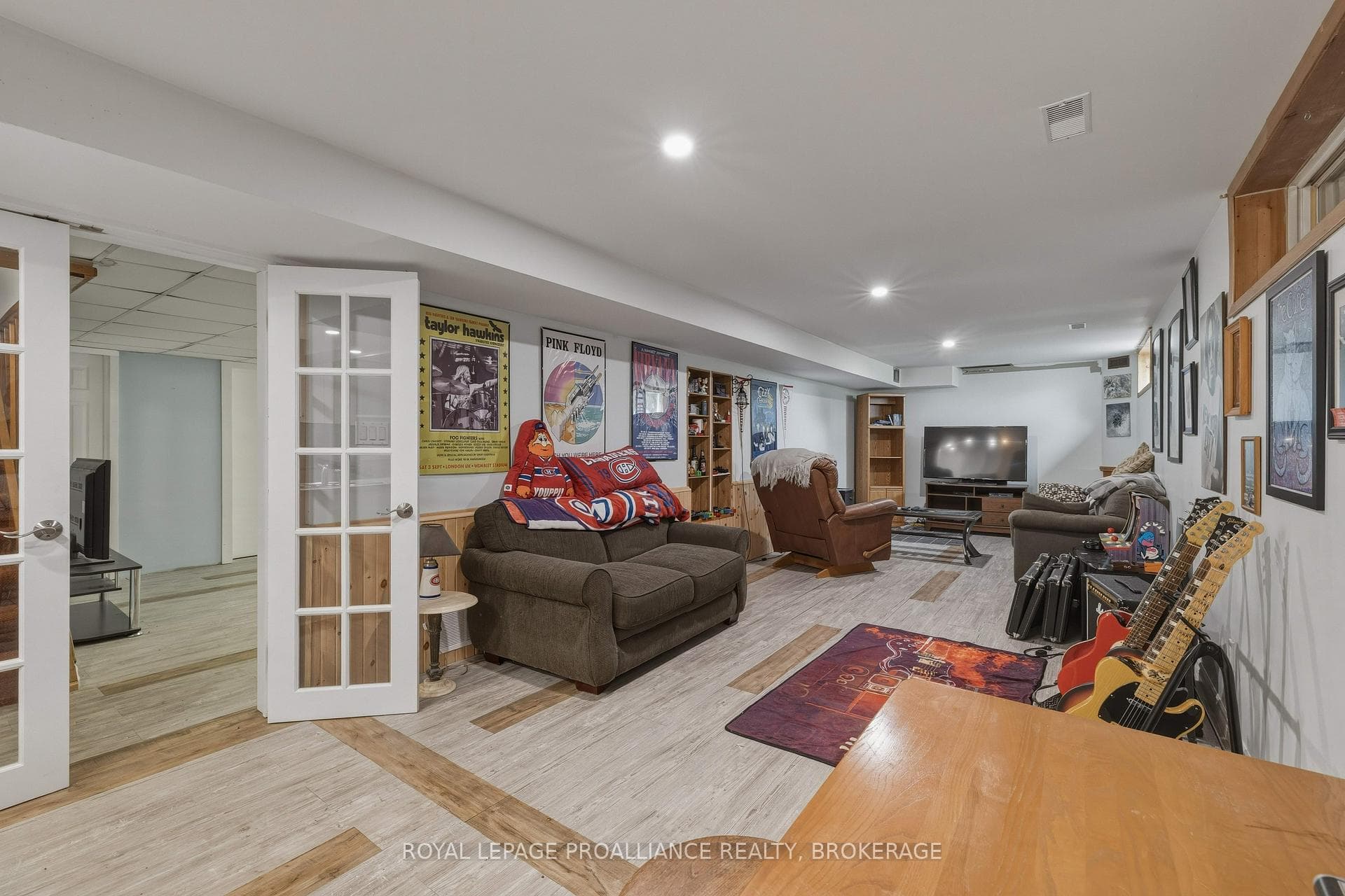 706 Spithead Road photo 26