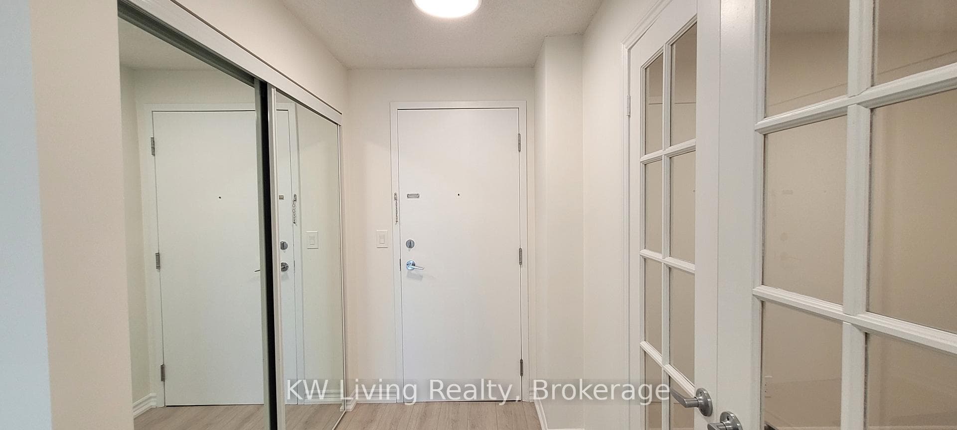 3888 Duke Of York Boulevard Unit 924 photo 32