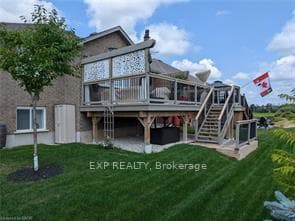 130 Bridge Crescent photo 30