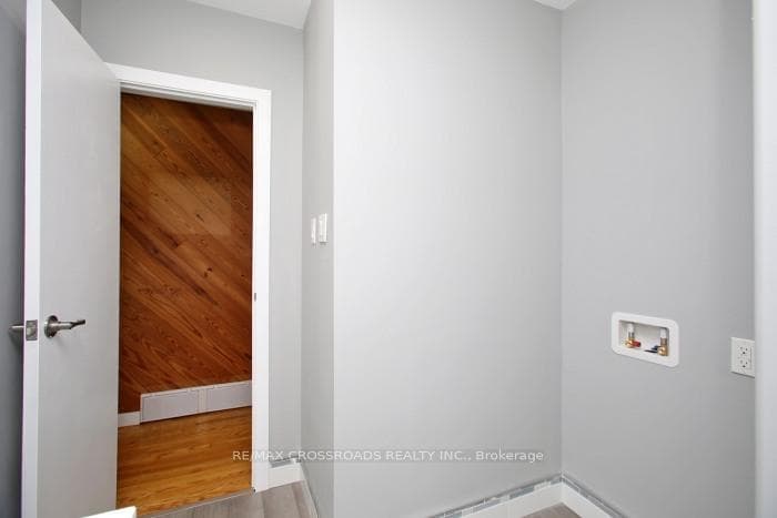 985 Vistula Drive photo 21
