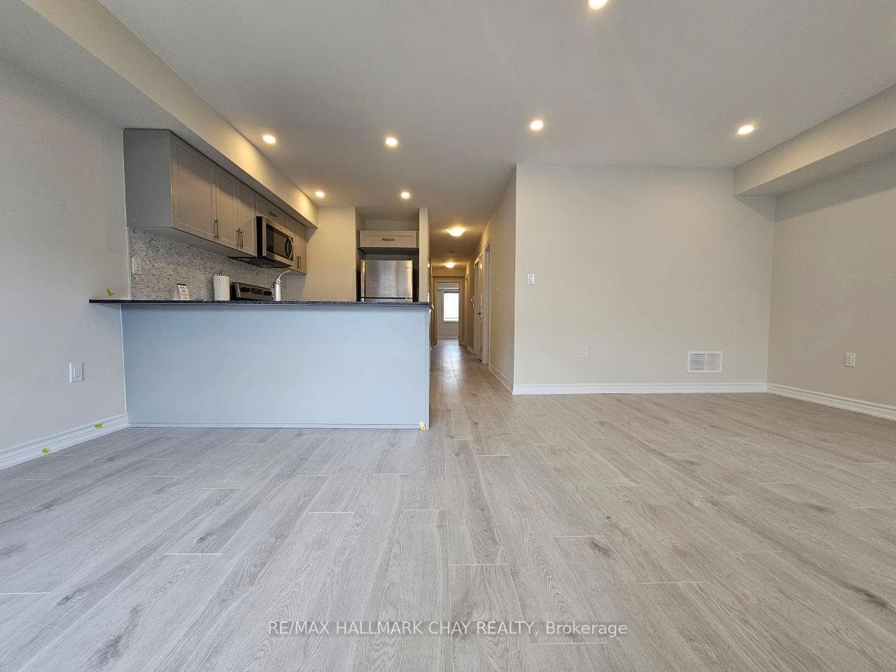 51 HAY Lane Unit 4 photo 10