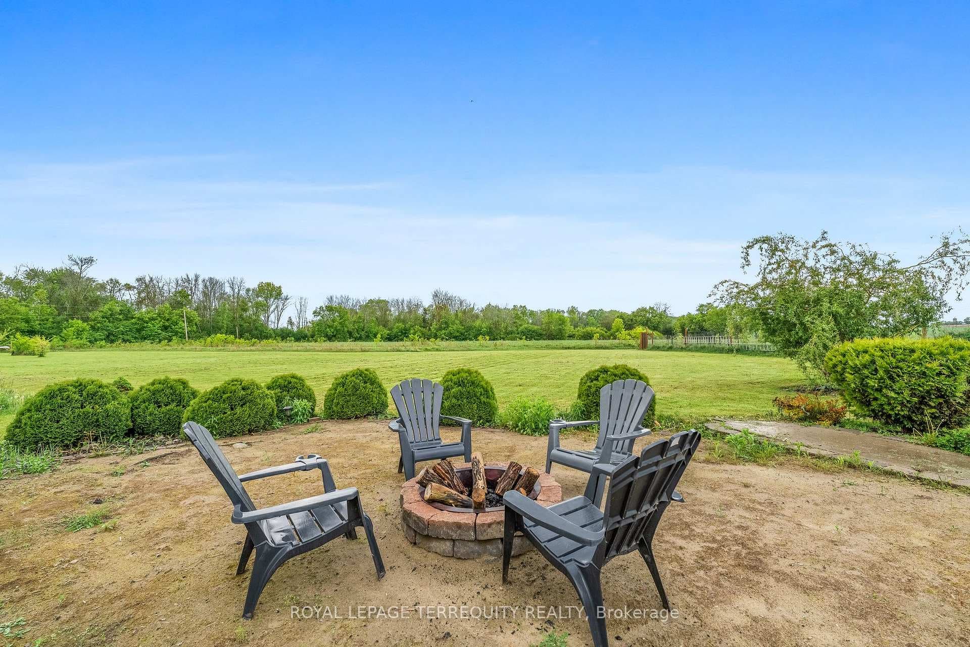 571 Catchmore Road photo 48