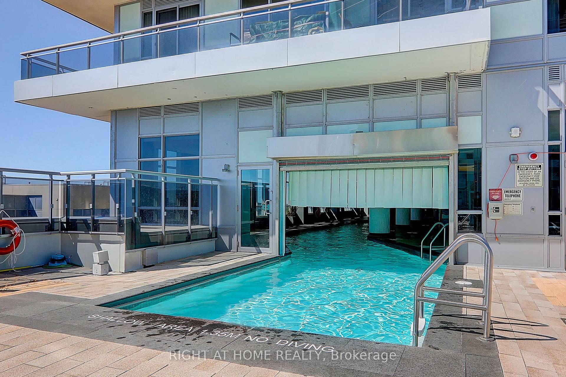 9201 YONGE Street Unit 205 photo 24