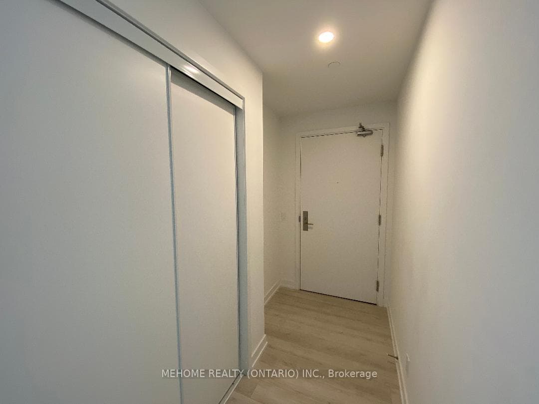 33 Helendale Avenue Unit 2603 photo 22
