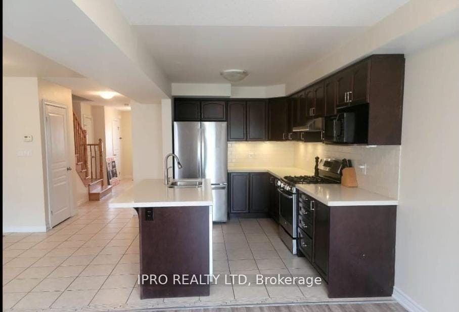 39 Waterbridge Street photo 2
