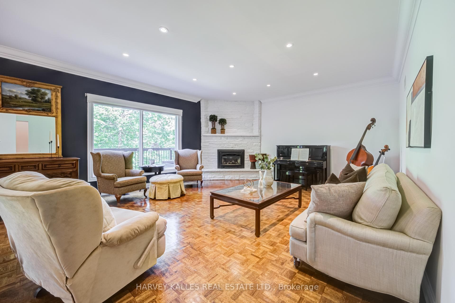19 Ridgegate Crescent photo 9
