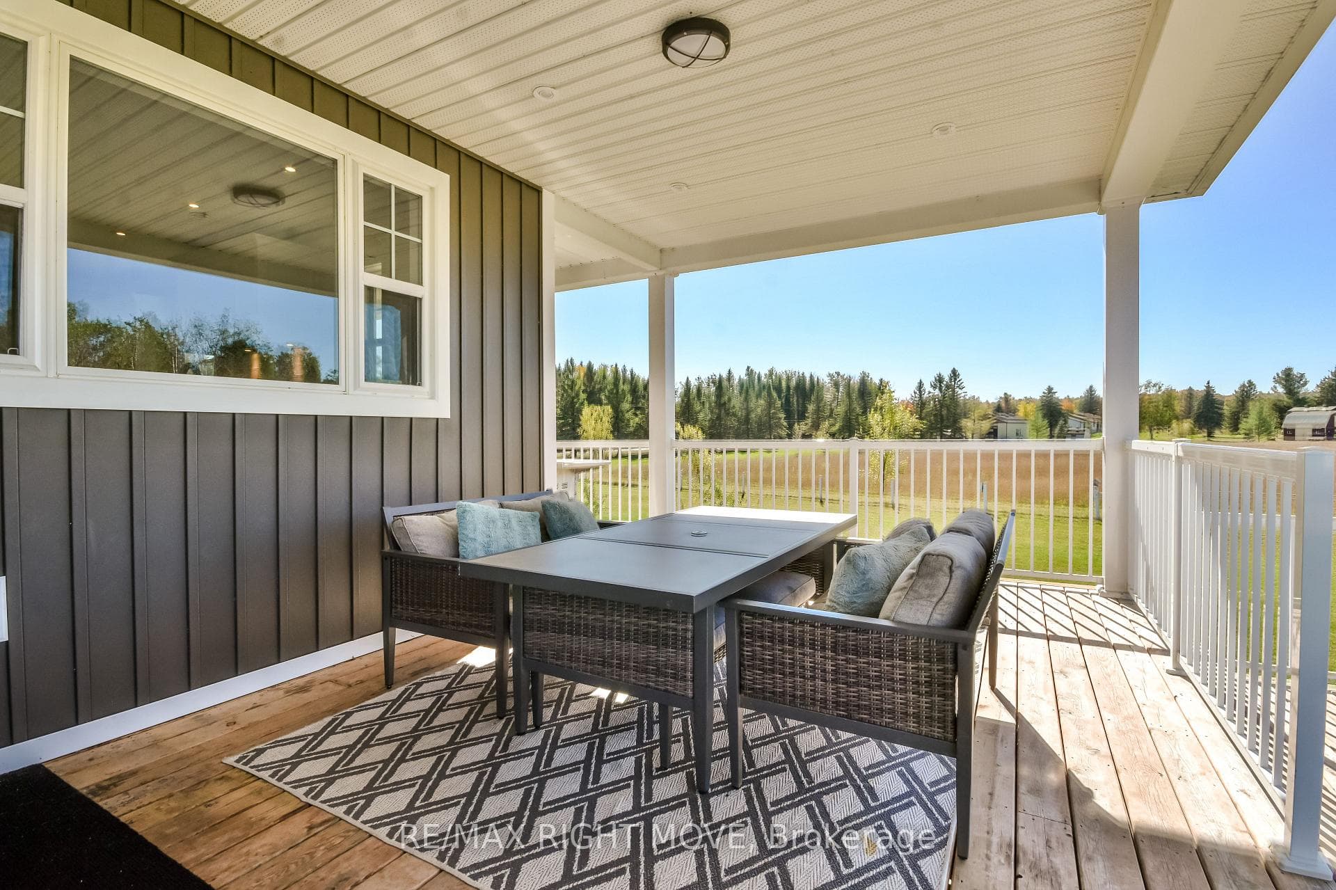 2448 Stockdale Road photo 36
