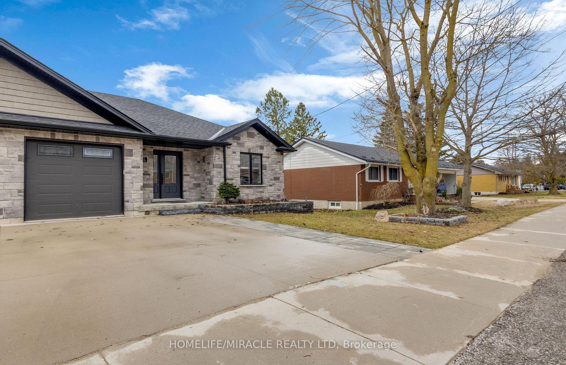 172 Miller Street photo 2