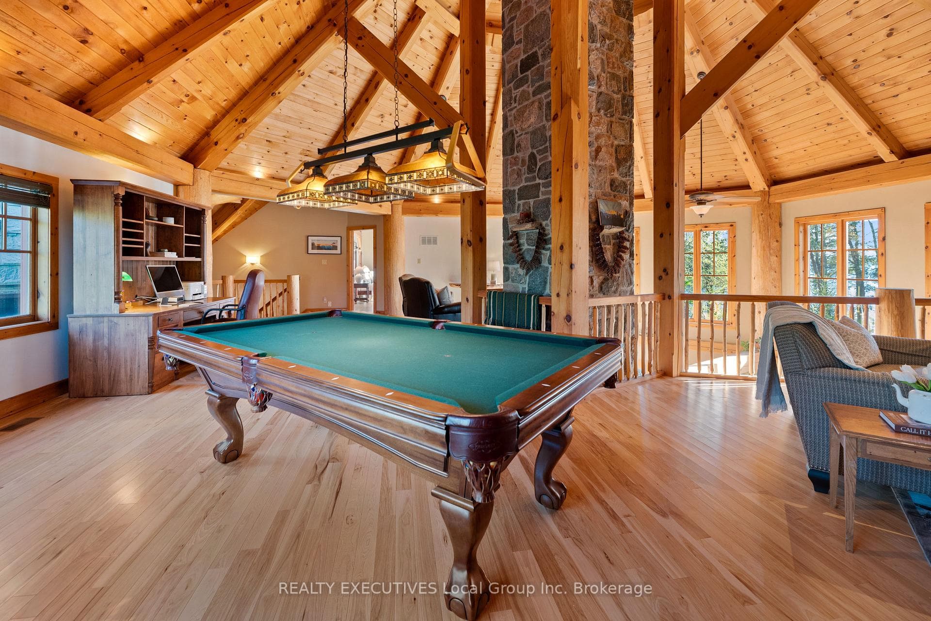 103 HUNTERS BAY Road photo 30