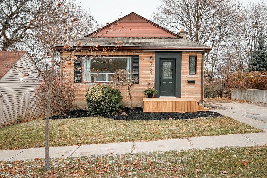 298 Swanston Avenue photo 33