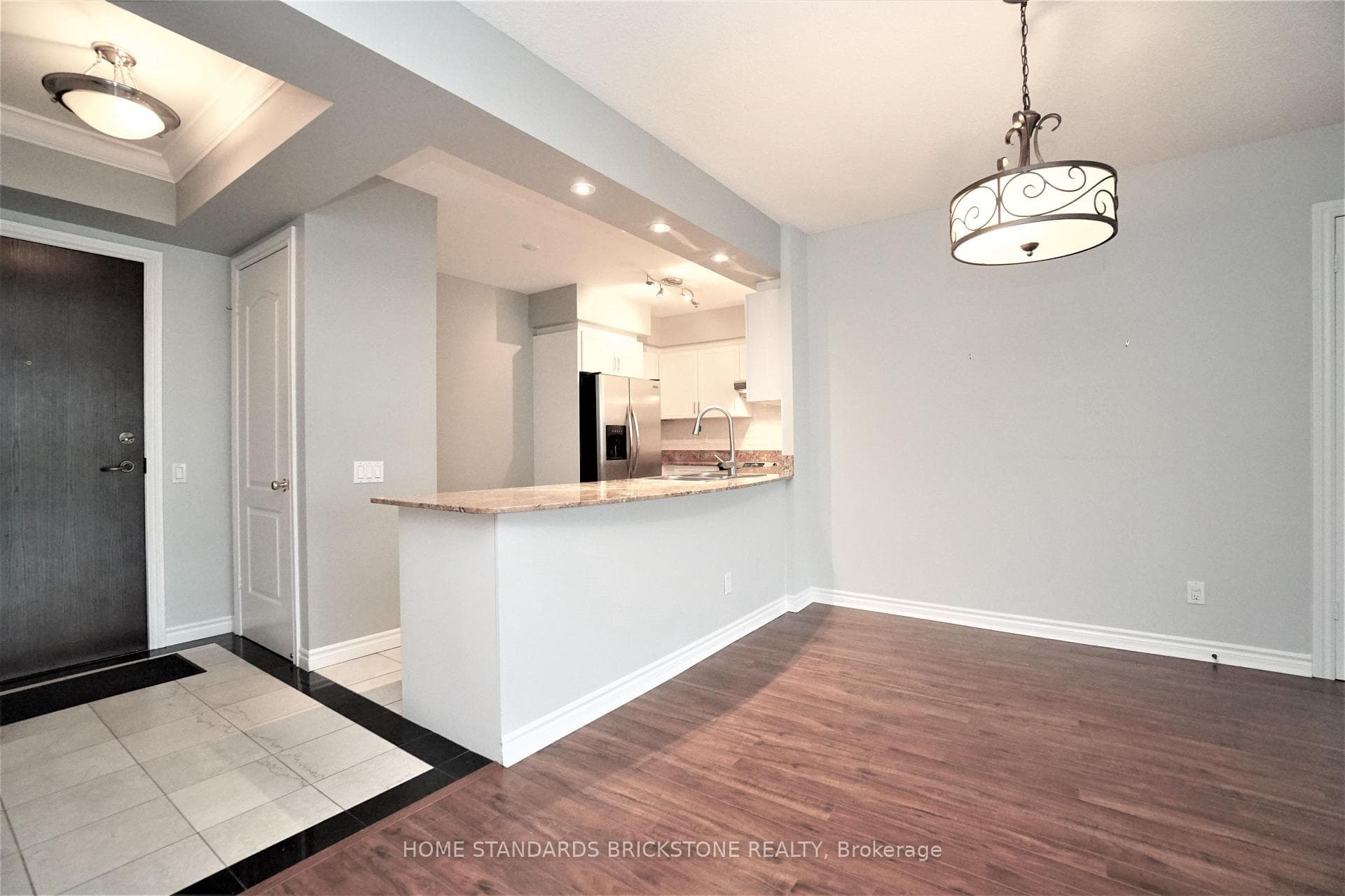 18 Willam Carson Crescent Unit 715 photo 5