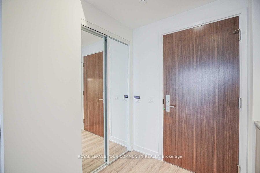 15 Queens Quay Unit 2210 photo 6
