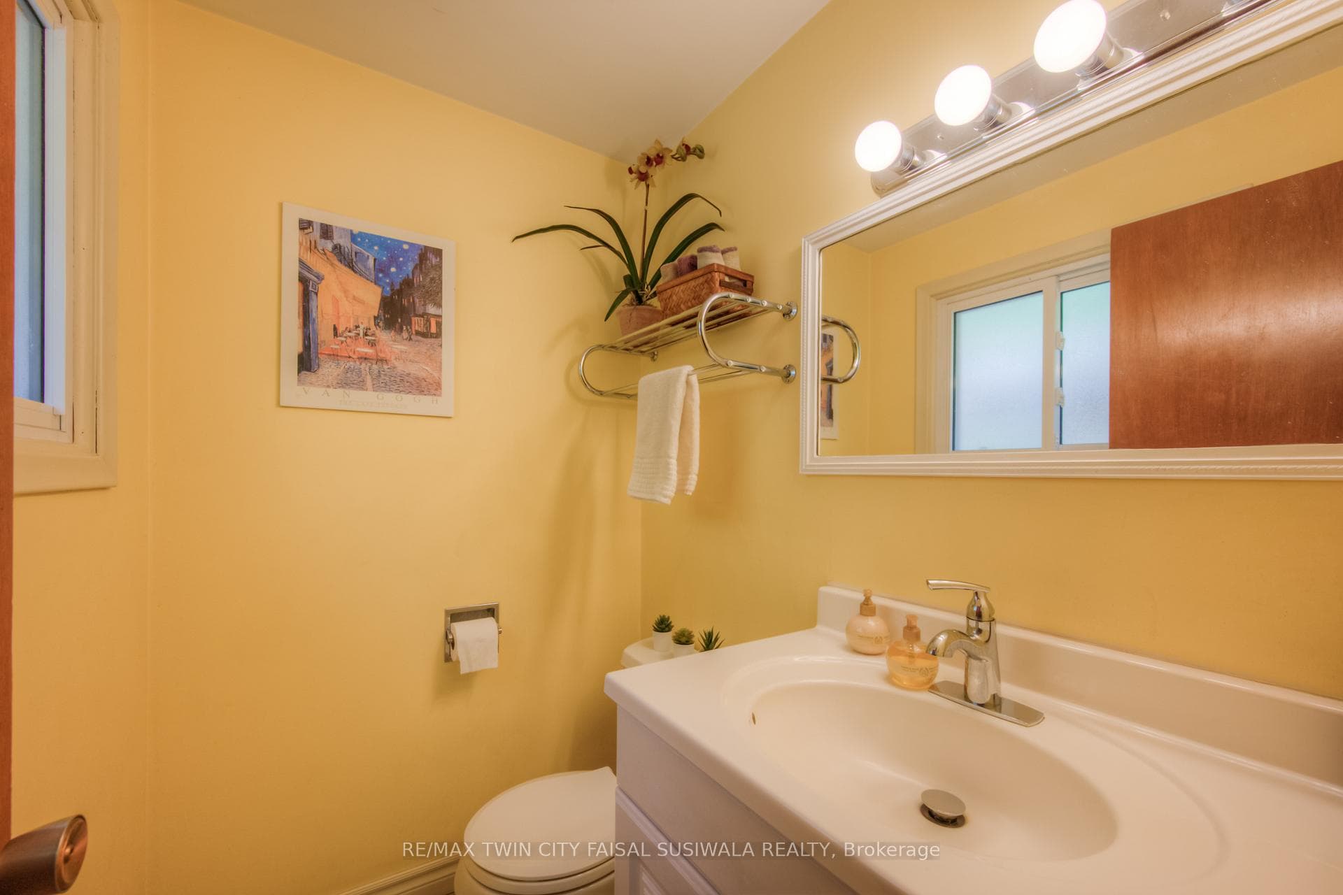 153 Meaford Drive photo 32