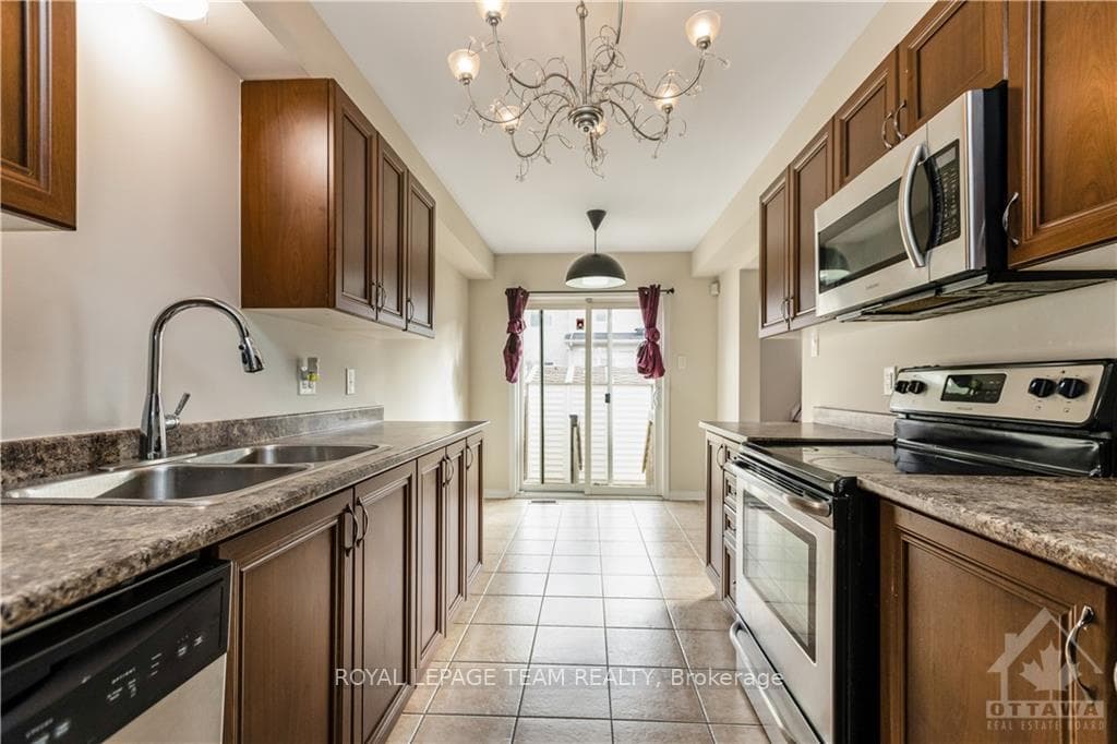 964 KLONDIKE Drive photo 6