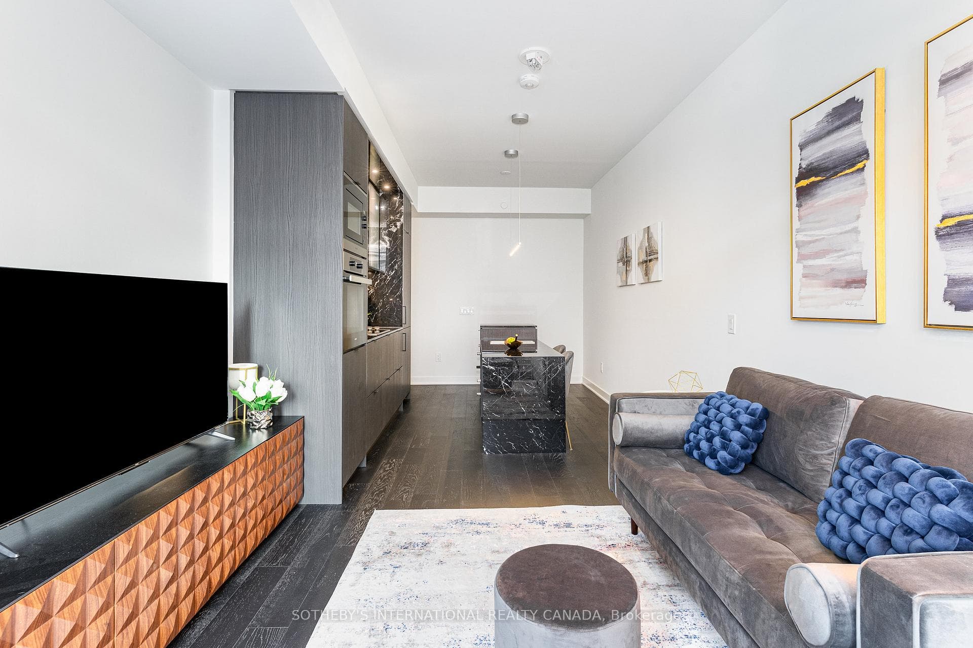 11 Yorkville Avenue Unit 1111 photo 6