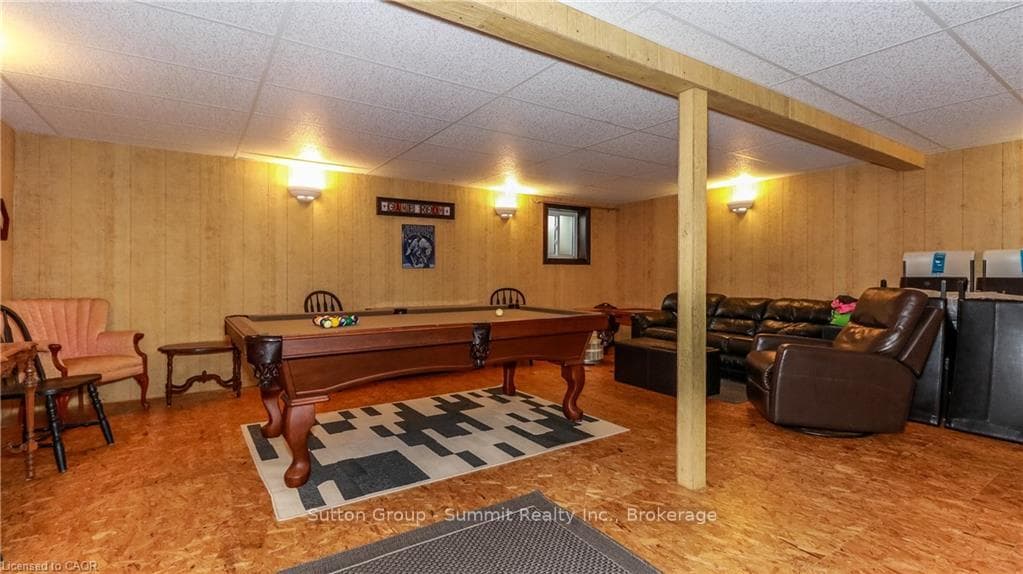 79 KINGFISHER Crescent photo 27