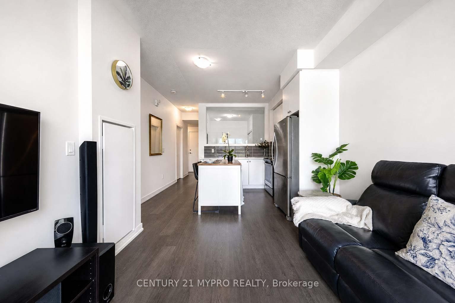 555 William Graham Drive Unit 320 photo 13