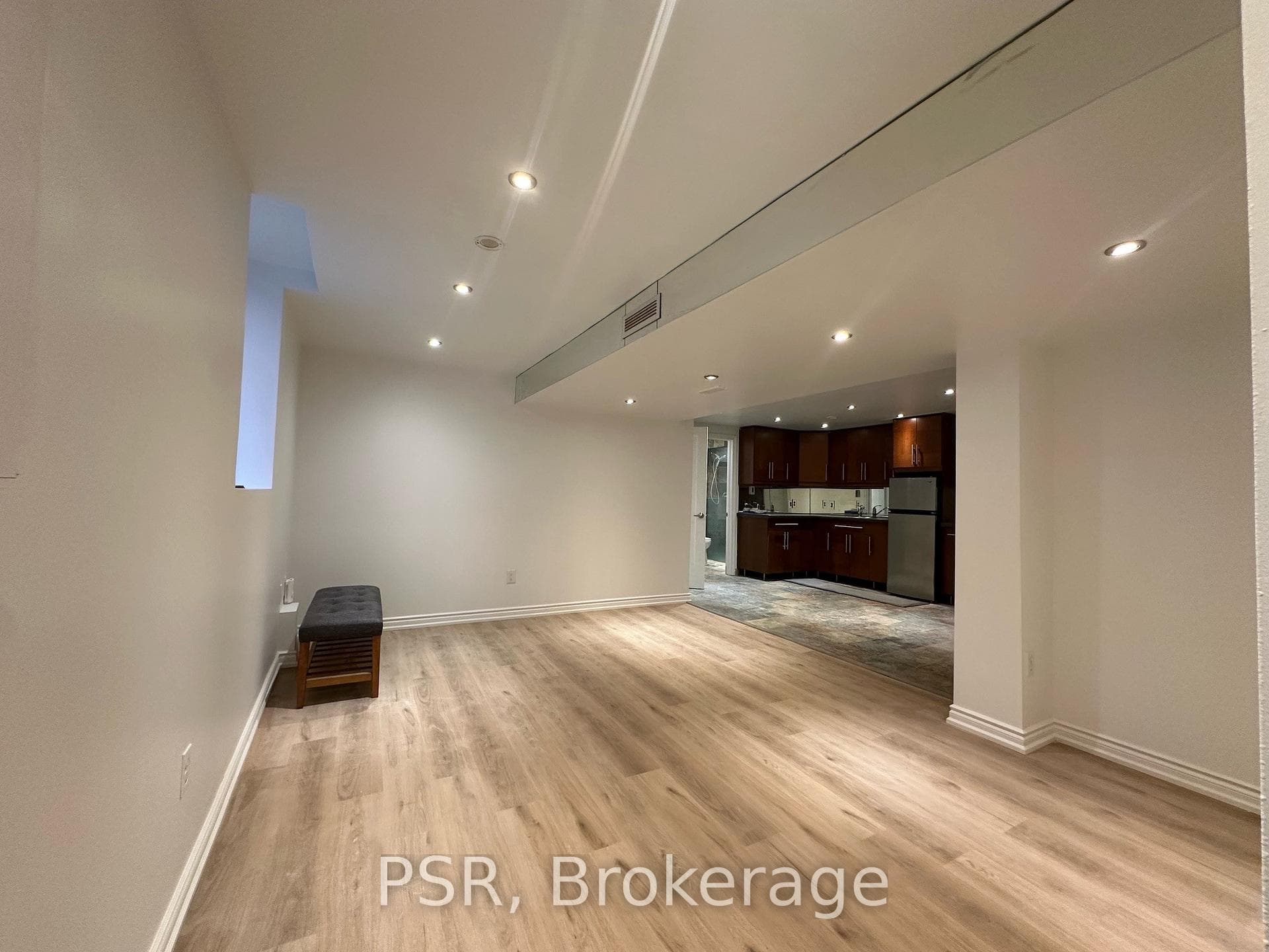 5510 Red Brush Drive photo 2