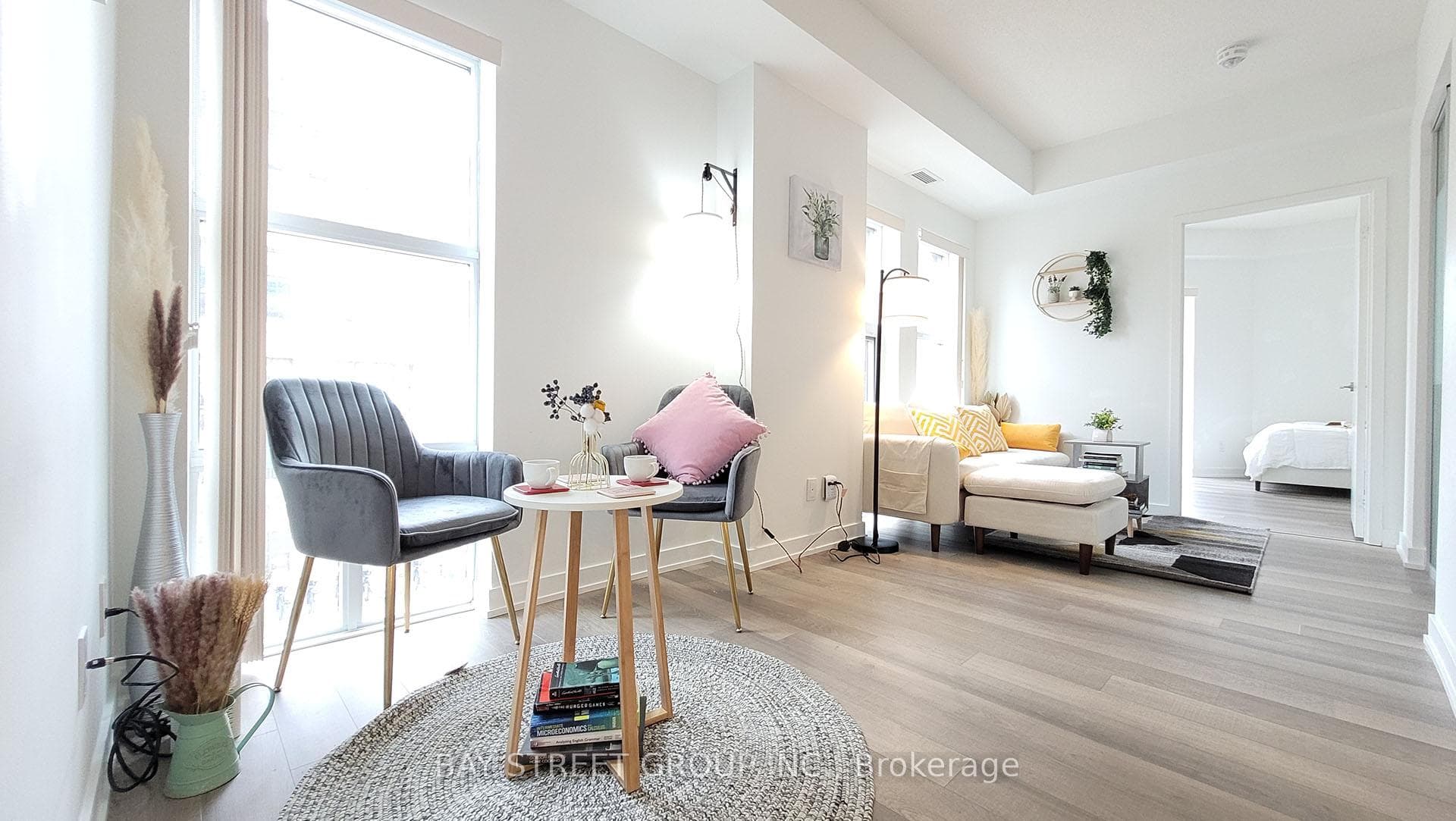 181 Huron Street Unit 204 photo 15
