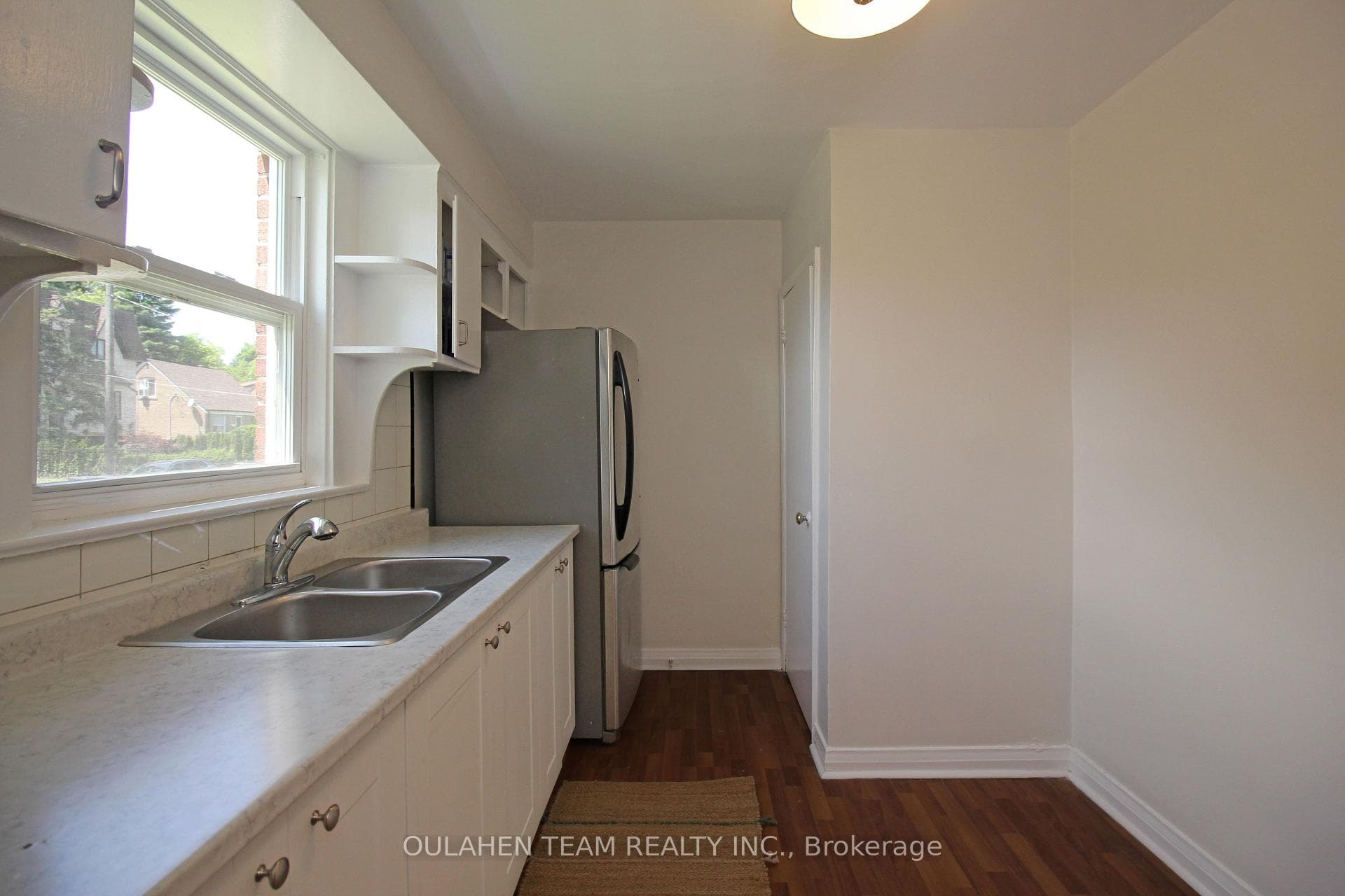 42 Finch Avenue photo 11