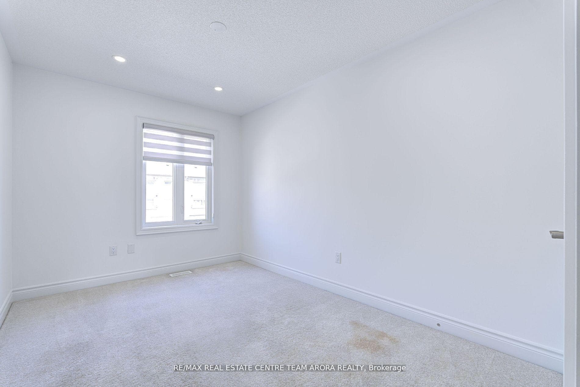 8585 Financial Drive photo 30