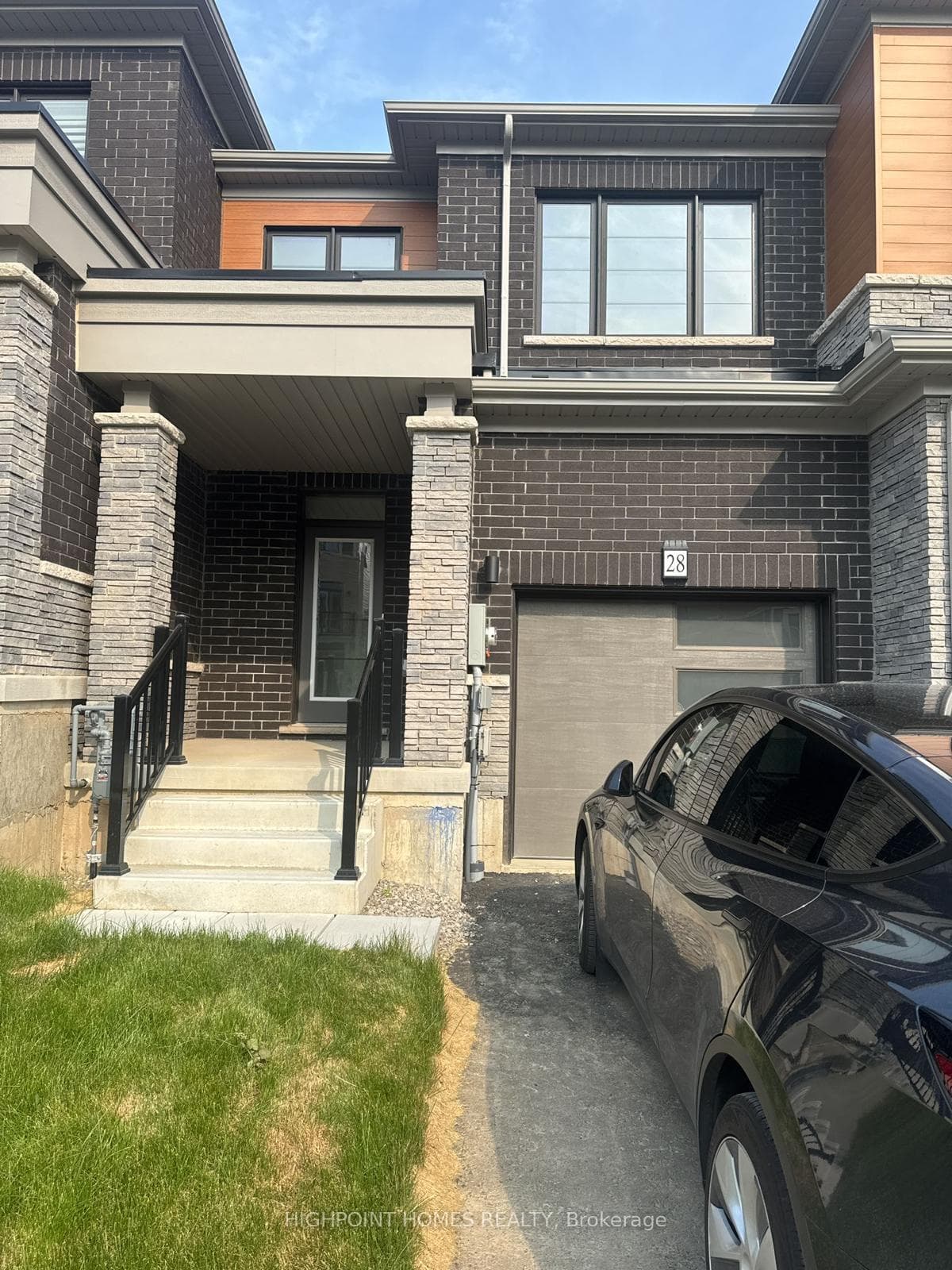 28 Granville Crescent photo 1