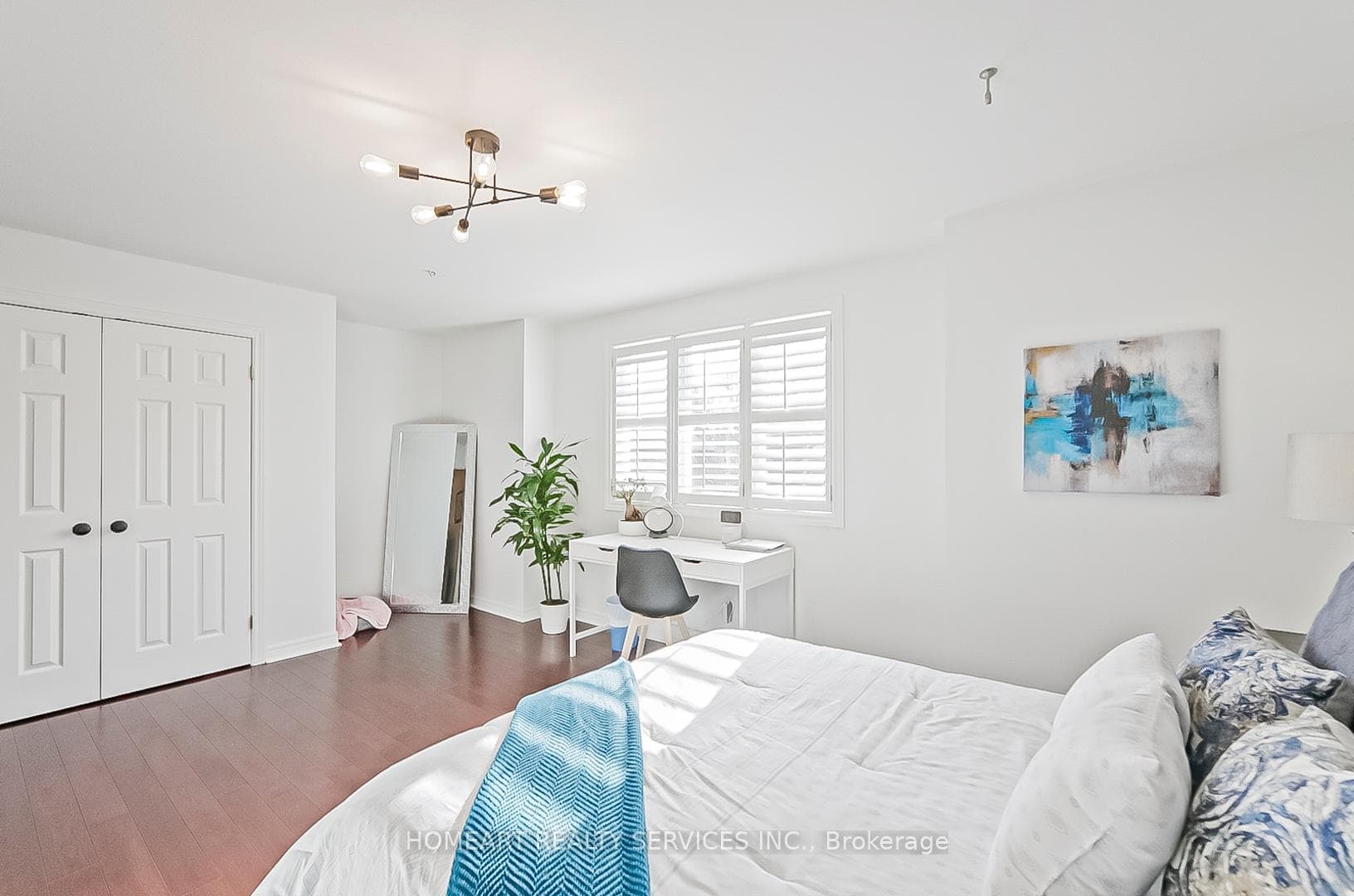 610 Sandcherry Drive photo 32