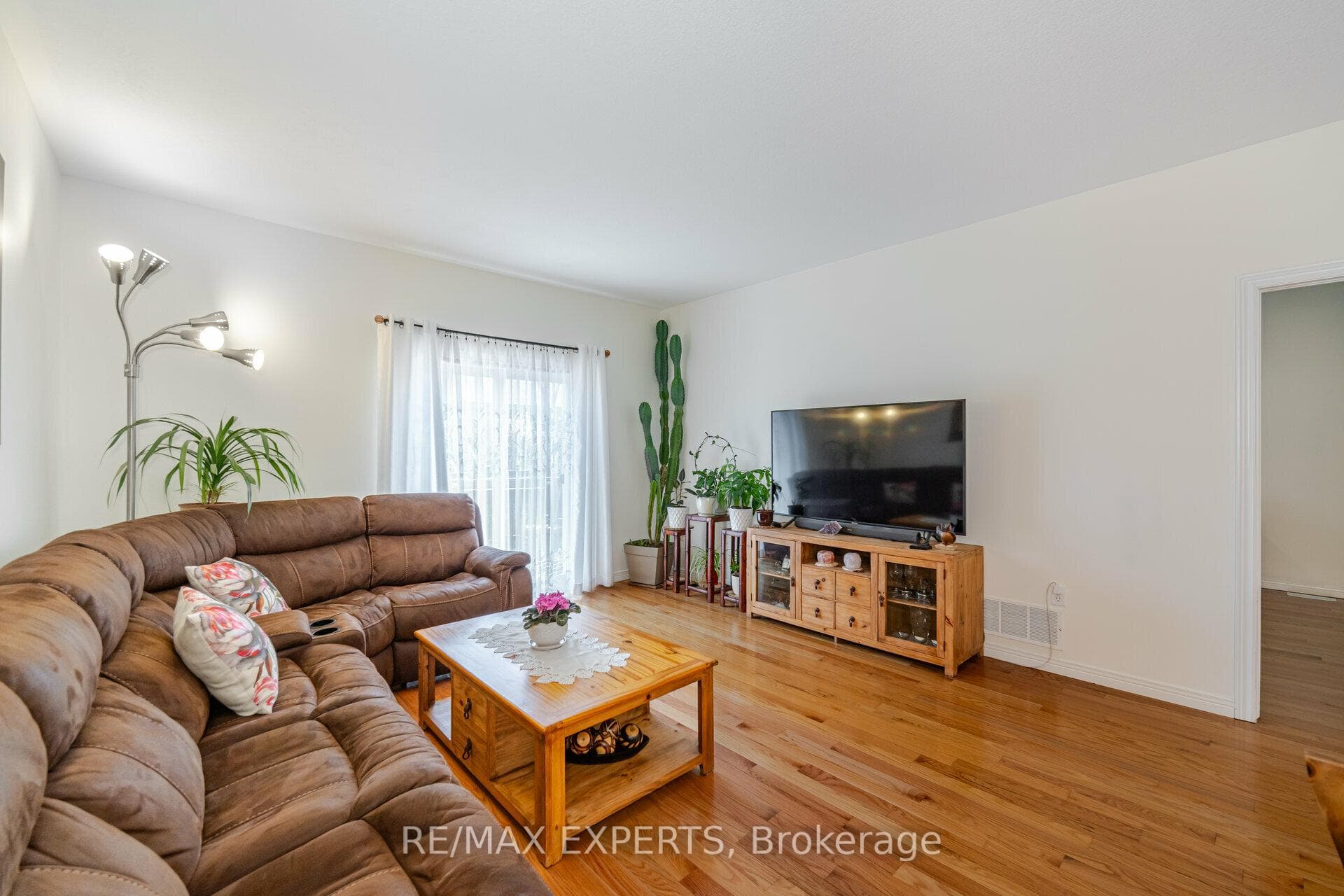 49 Blue Mountain Drive photo 11