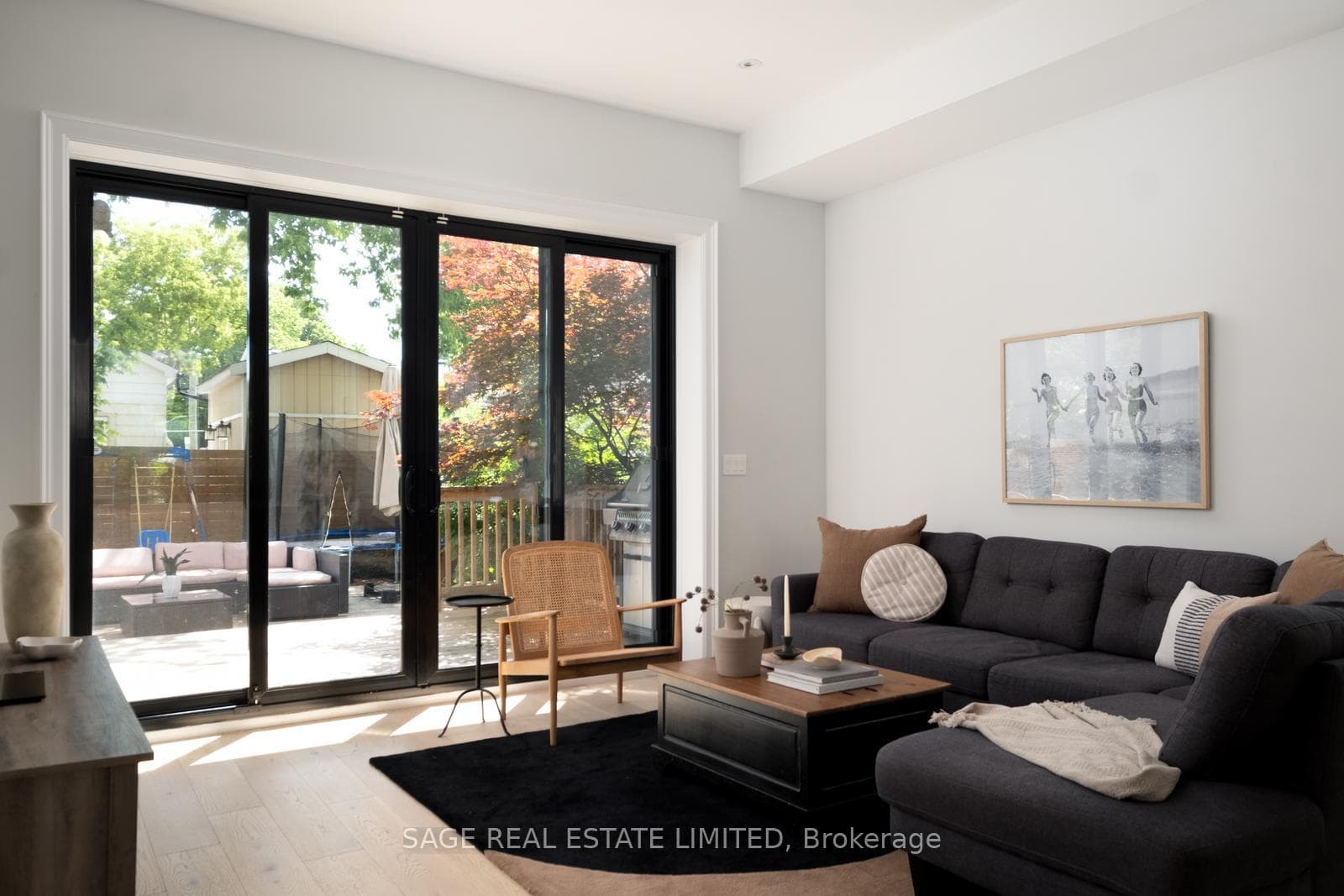 59 Kalmar Avenue photo 17