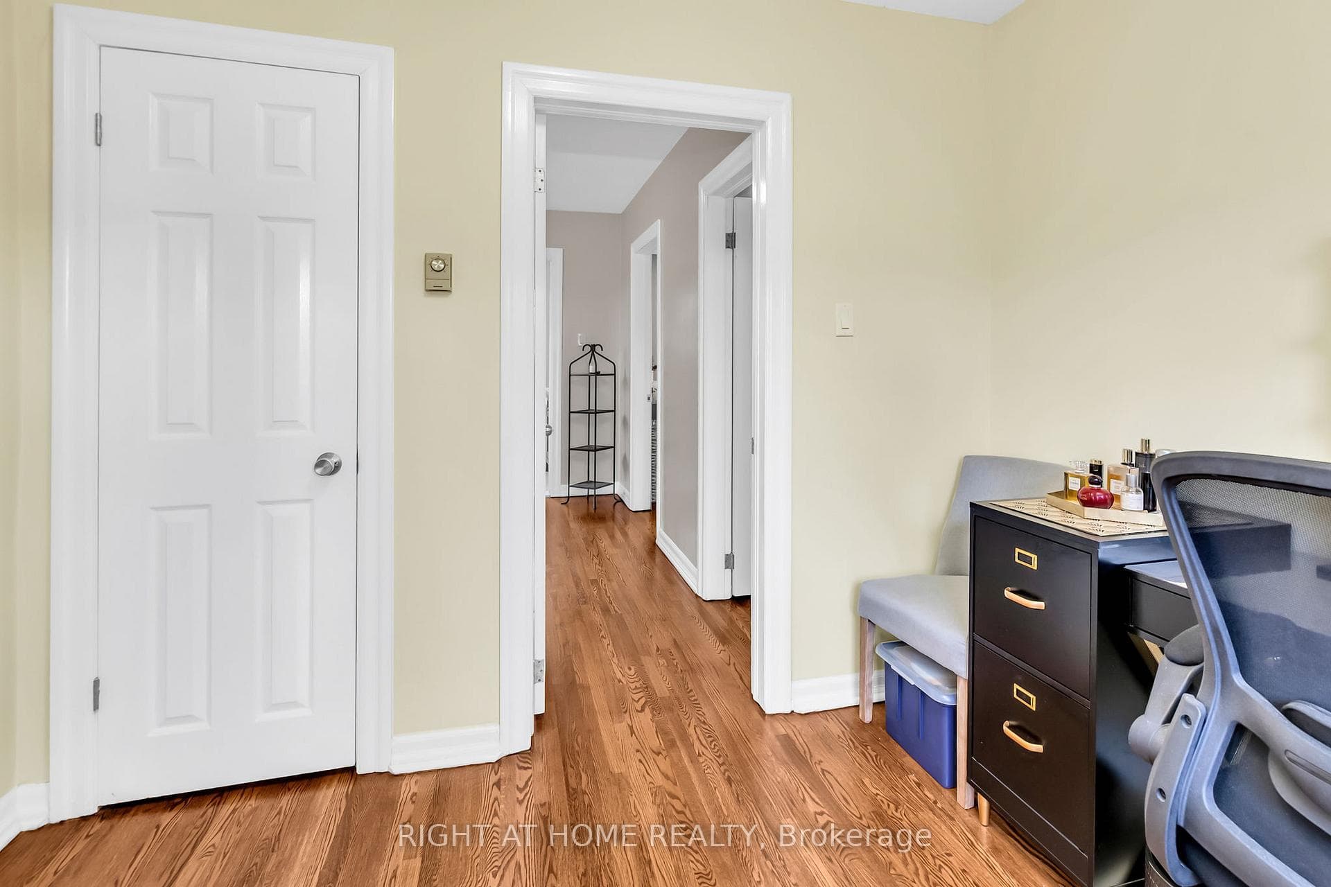 237 Eileen Avenue photo 24