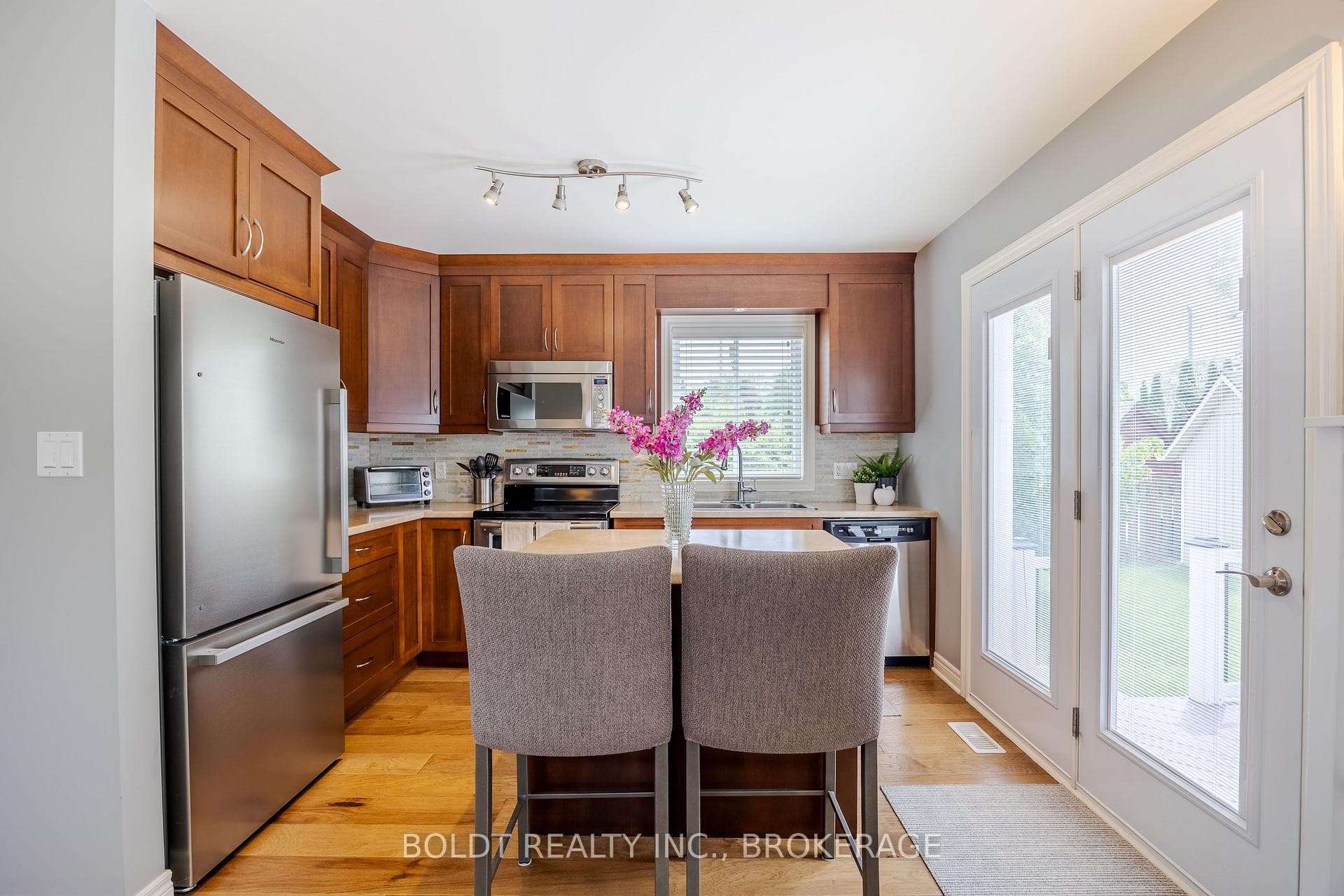 12 Northglen Avenue photo 11
