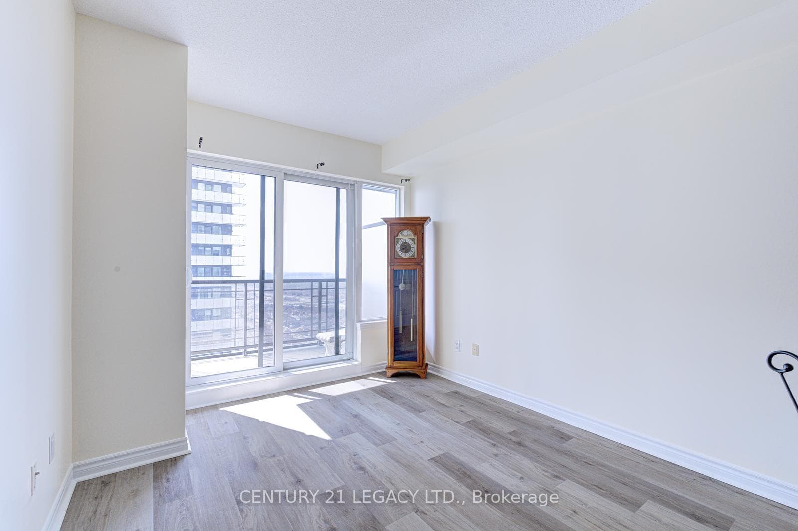 385 Prince Of Wales Drive Unit 2909 photo 19