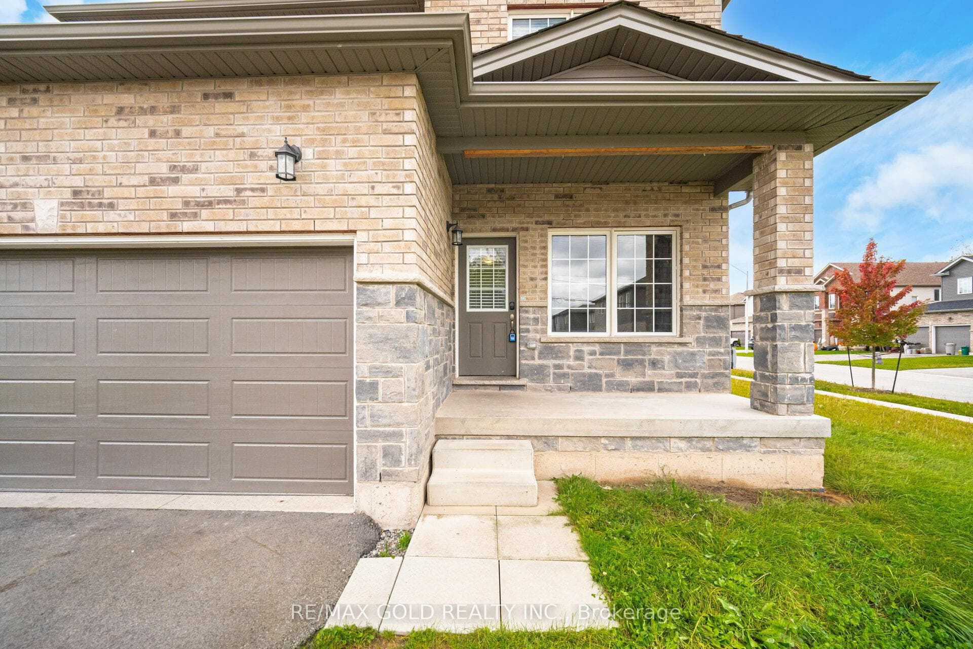 84 McCabe Avenue photo 3