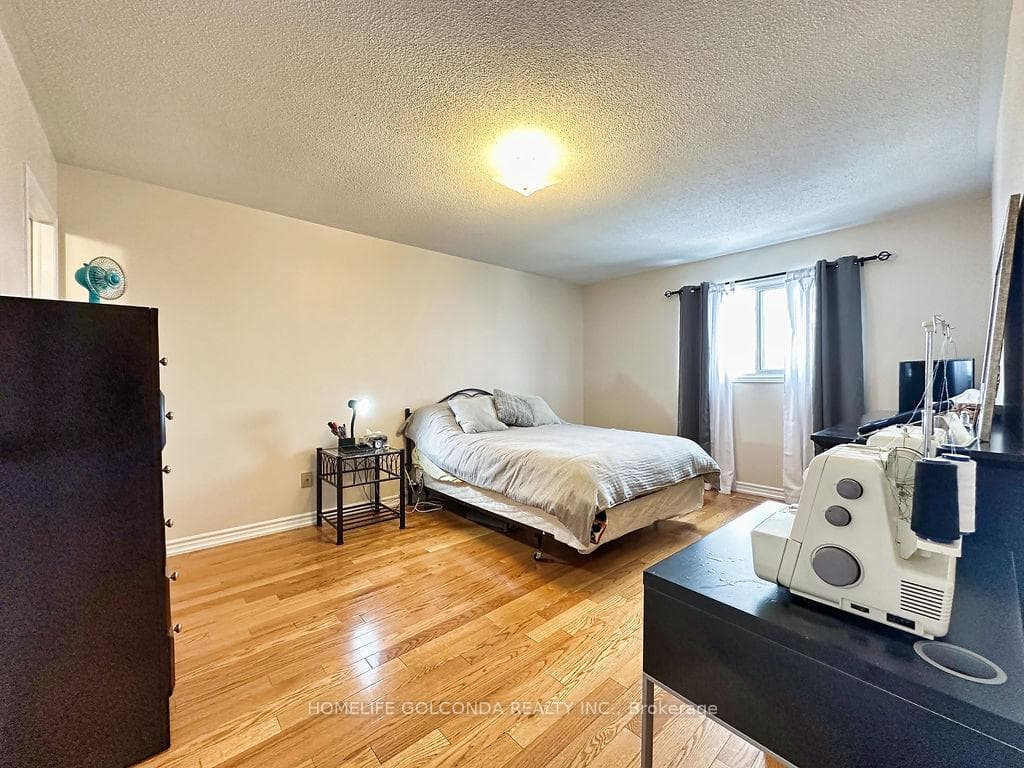 31 Whiteway Court photo 21