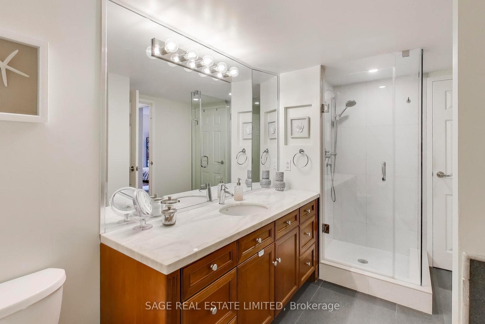 25 The Esplanade N/A Unit 1605 photo 20
