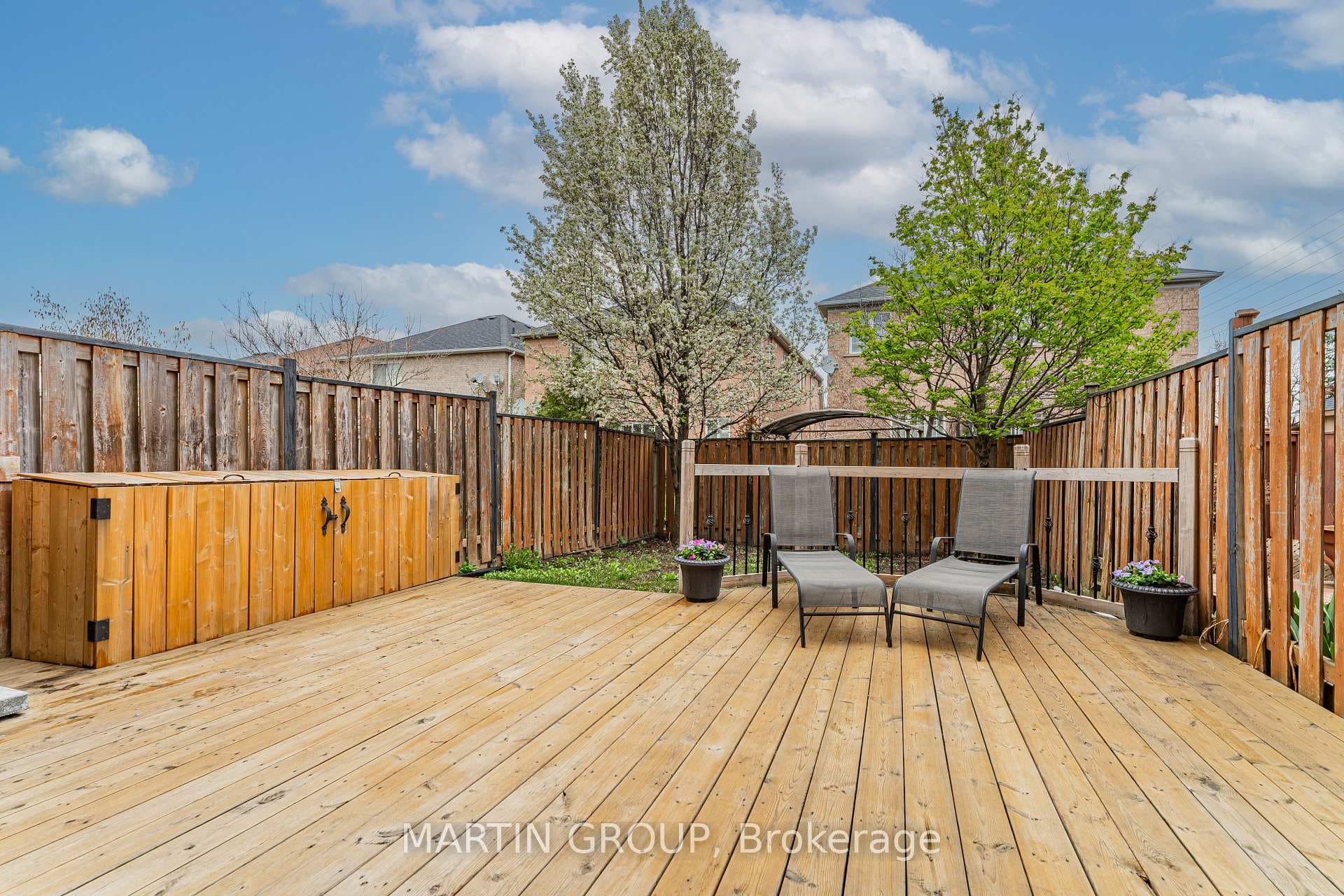 1228 CHAPMAN Crescent photo 35