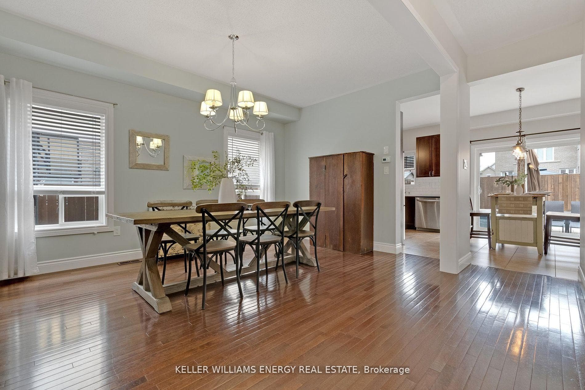 114 Remmington Street photo 6