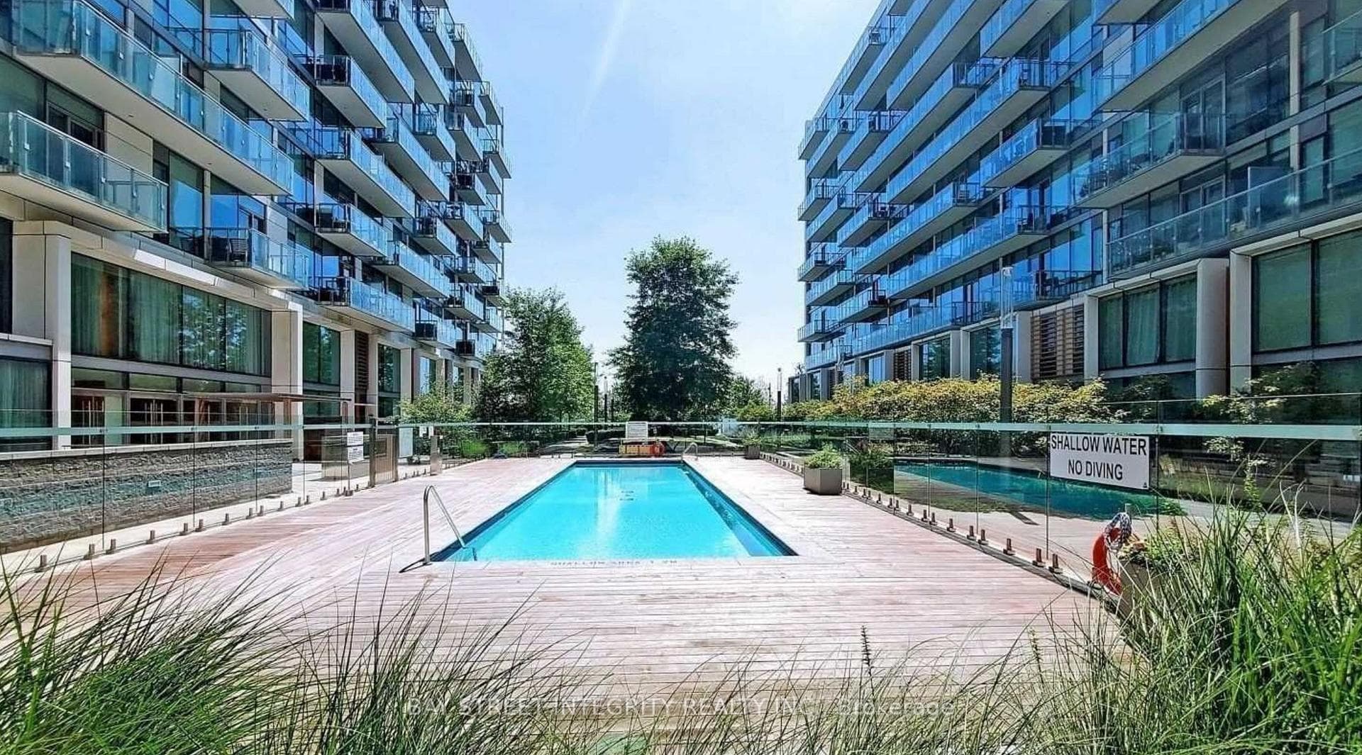 39 Queens Quay Unit 1115 photo 15