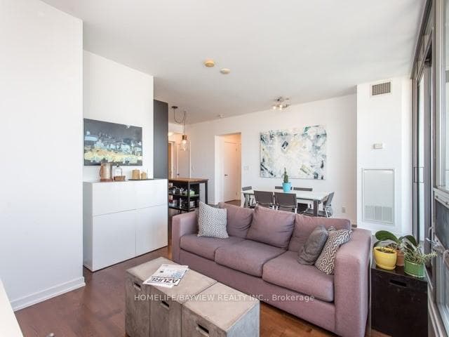 33 Lombard Street Unit 3003 photo 6