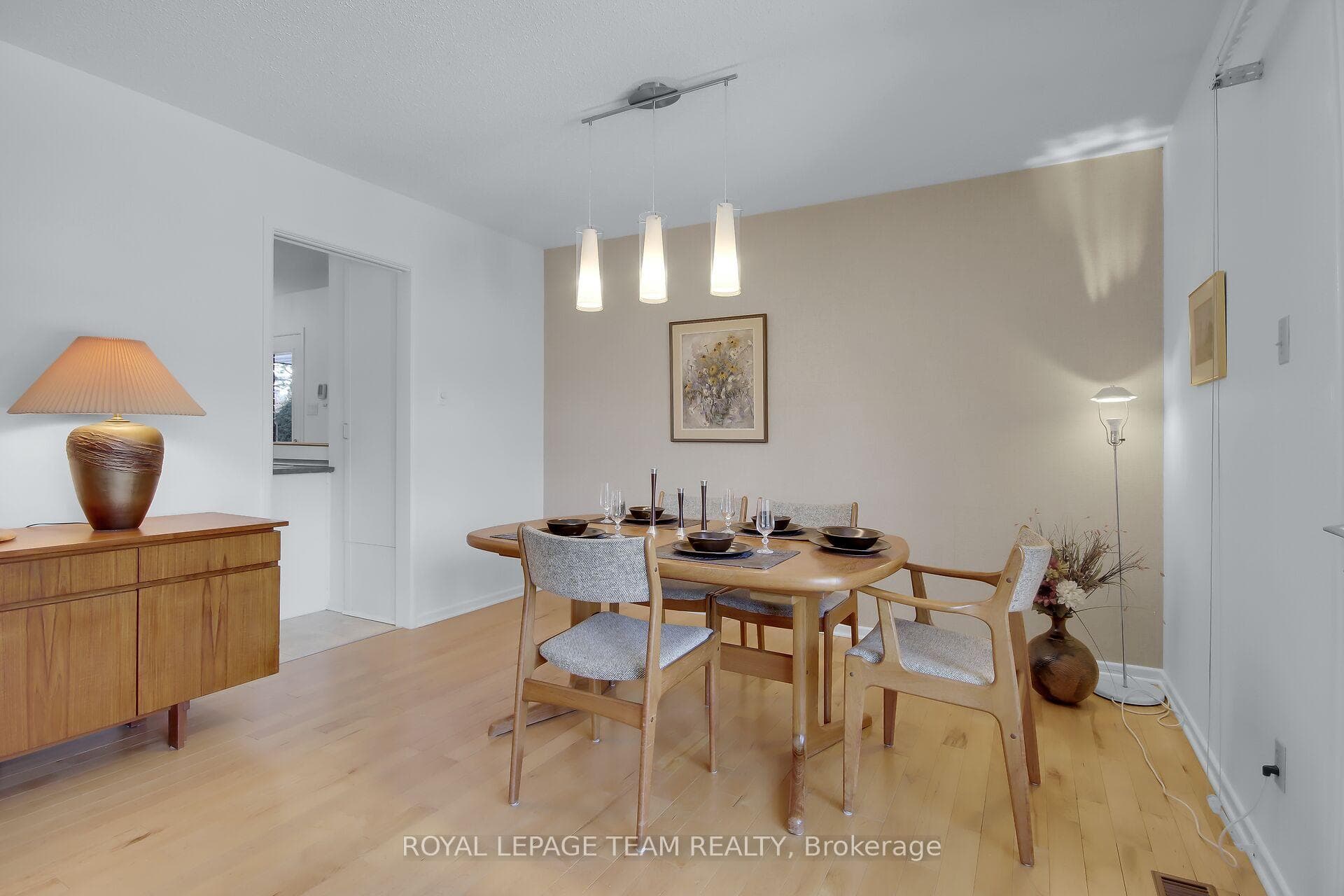 49 Rutherford Way photo 3