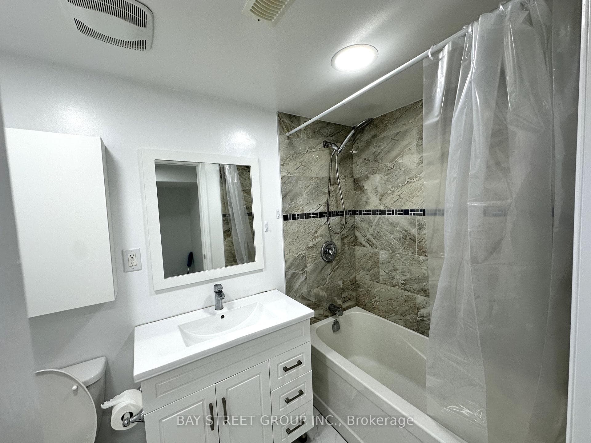196 Newton Drive photo 22