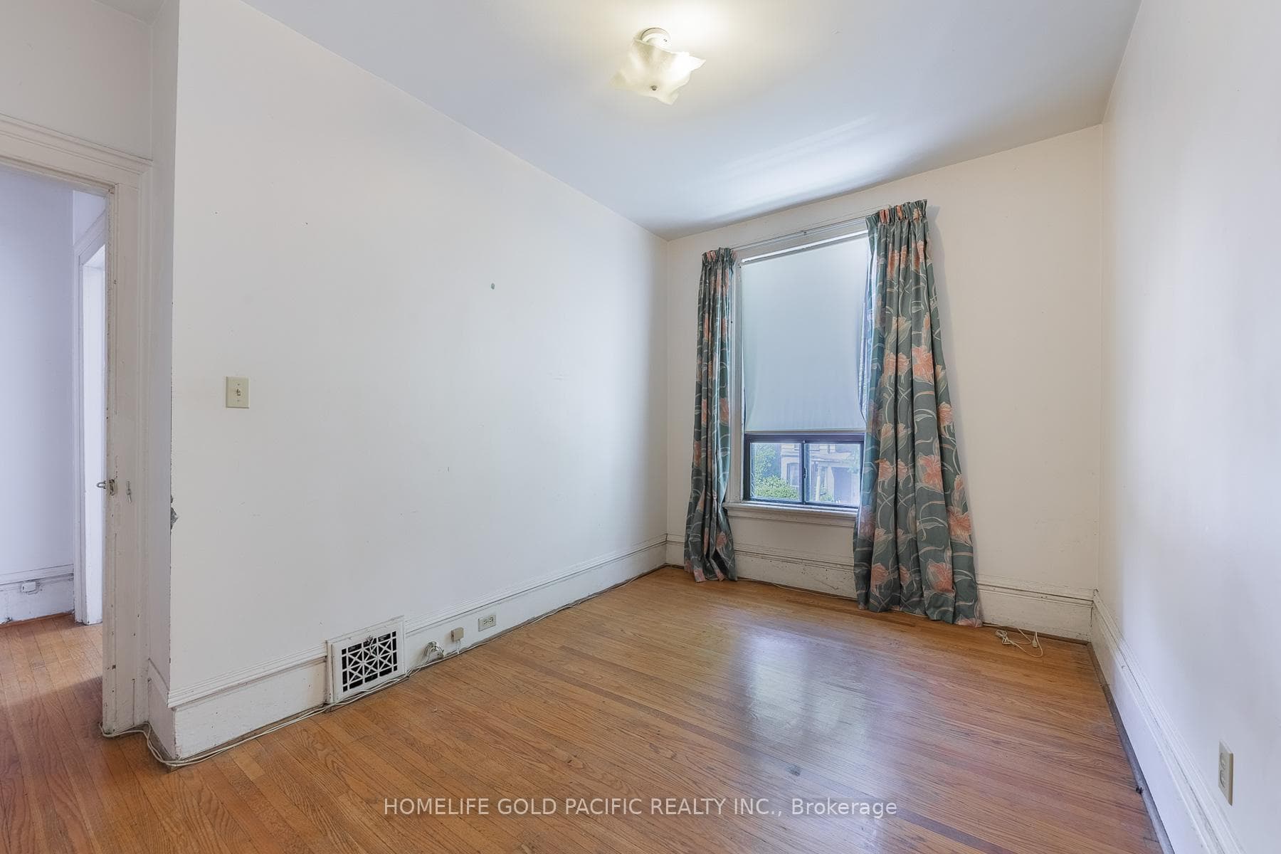 99 Baldwin Street photo 22