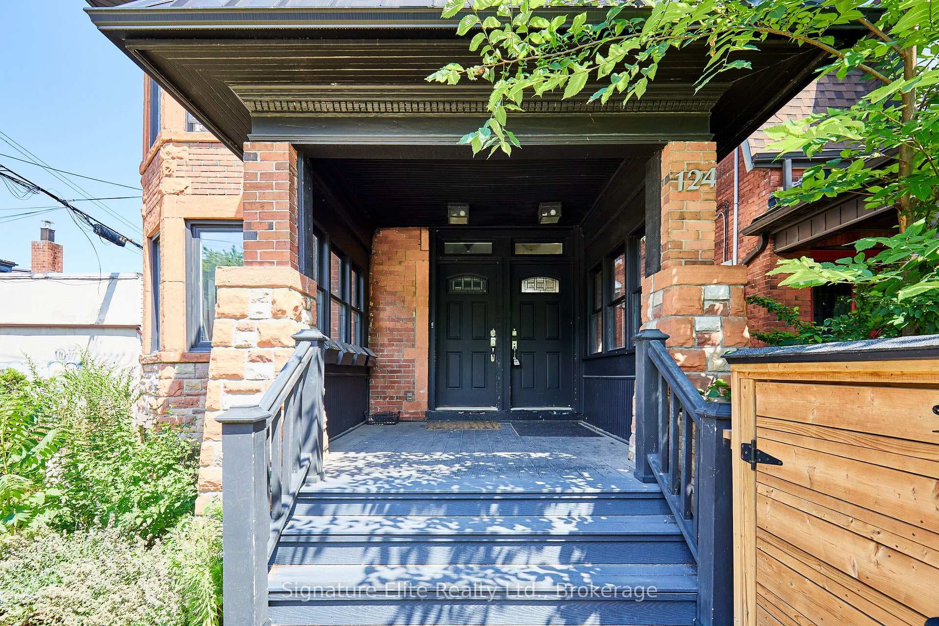 124 Geoffrey Street Unit Upper photo 33