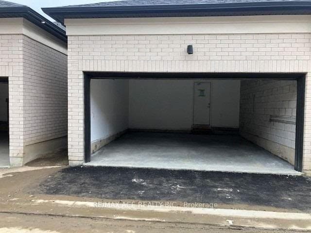 88 Pearman Crescent photo 14